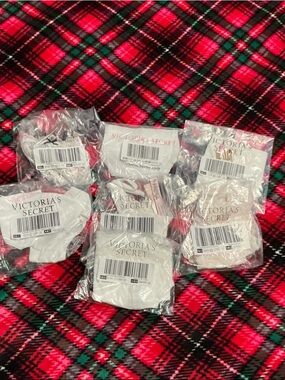 Victoria's Secret White Branded Pack - Sealed Accessories